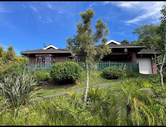 3 BEDROOM COMPLEX FOR SALE IN GILLITTS